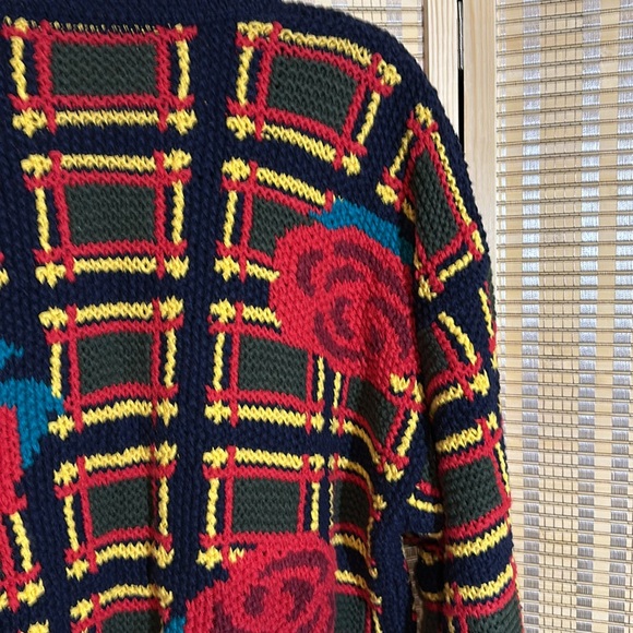 Vintage 1990s Black Chunky Knit Cardigan Square Large Floral Print Roses No Tags - Picture 14 of 16